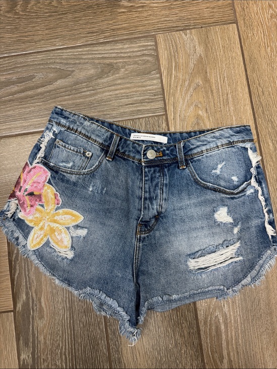 Zara Pants - Zara denim shorts with sequin flower detail
